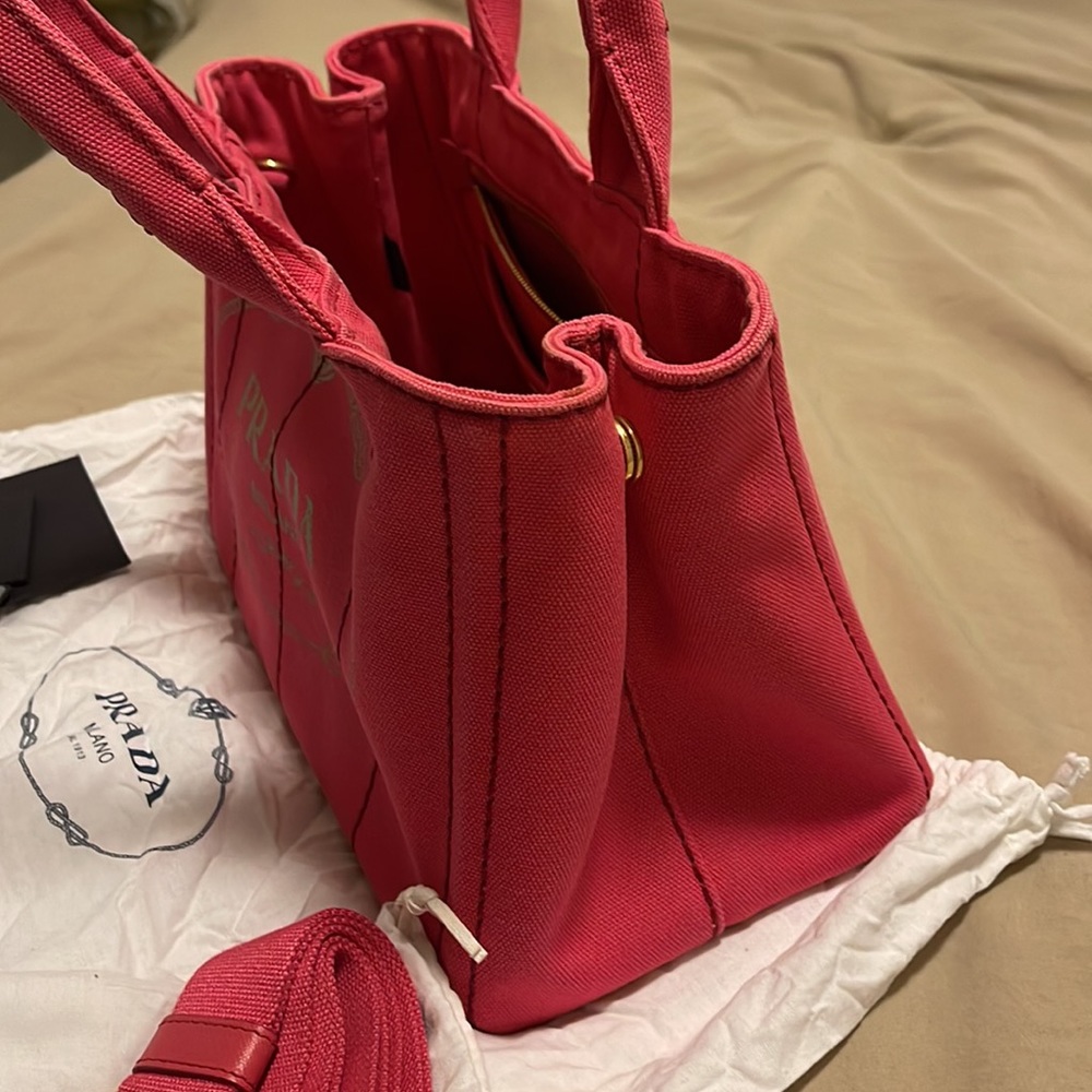 PRADA Bag - Picture 8 of 11